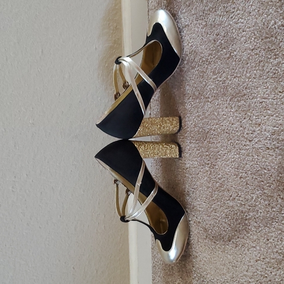 Dancing Day by Banned - Black and Gold Glitter Heels - US 7.5 - Picture 4 of 6